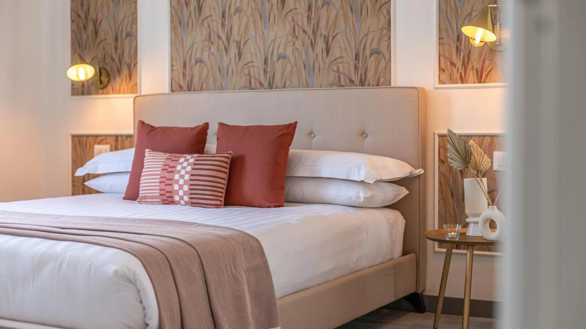 Cornelia Cozy Home Rom 0*,  Italien